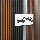 PANNEAUX EXTERIEUR "STATIONNEMENT INTERDIT RISQUE DEPANNEUSE"